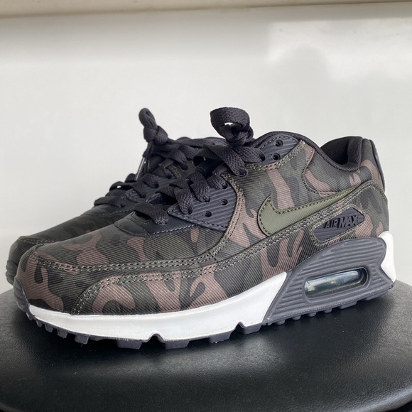 Air Max 90 WMNS CSE ‘Camo’ Size 6 - Picture 3 of 5